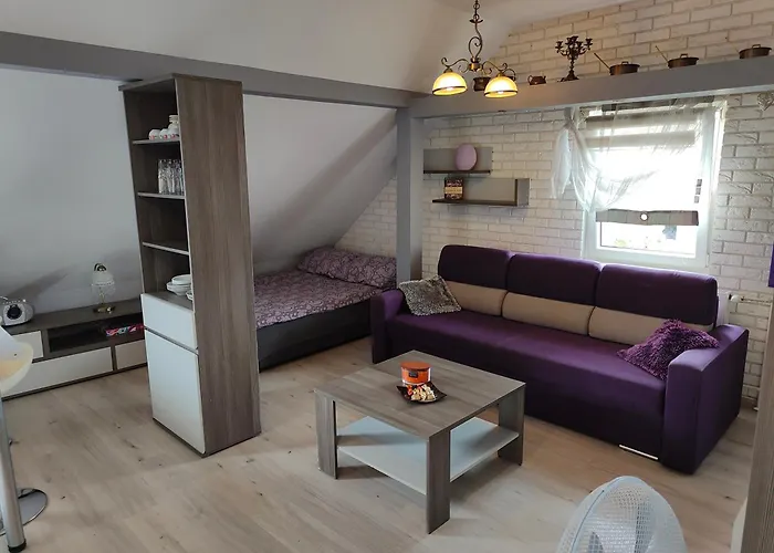 Rum i privatbostad U Eli