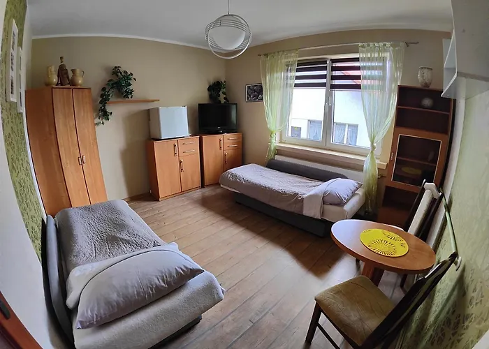 Rum i privatbostad U Eli *